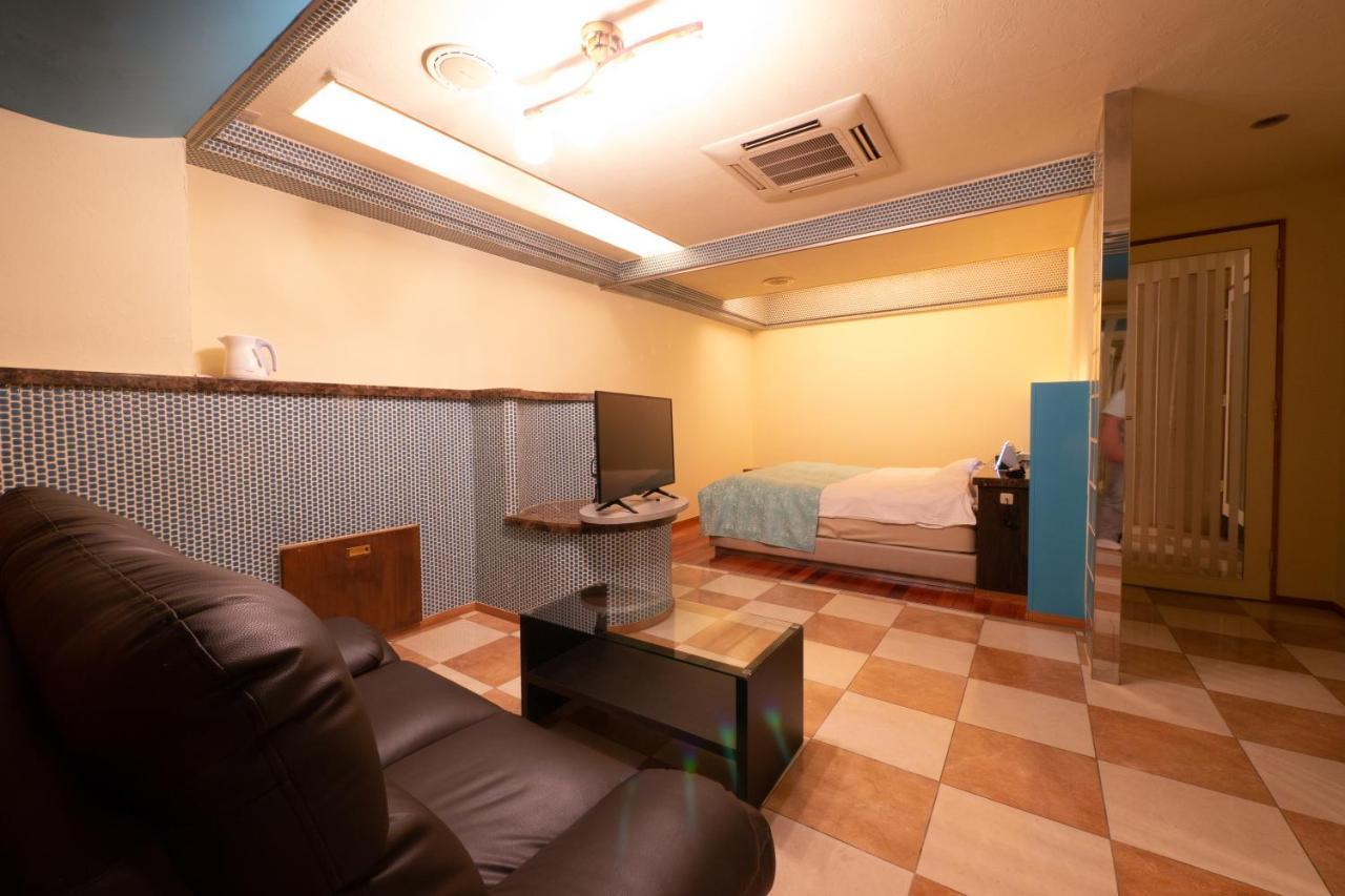 Hotel Rplus日高 (Adults Only) Hidaka  Exteriör bild